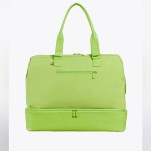 NWT BEIS Weekender bag in GREEN CITRON
